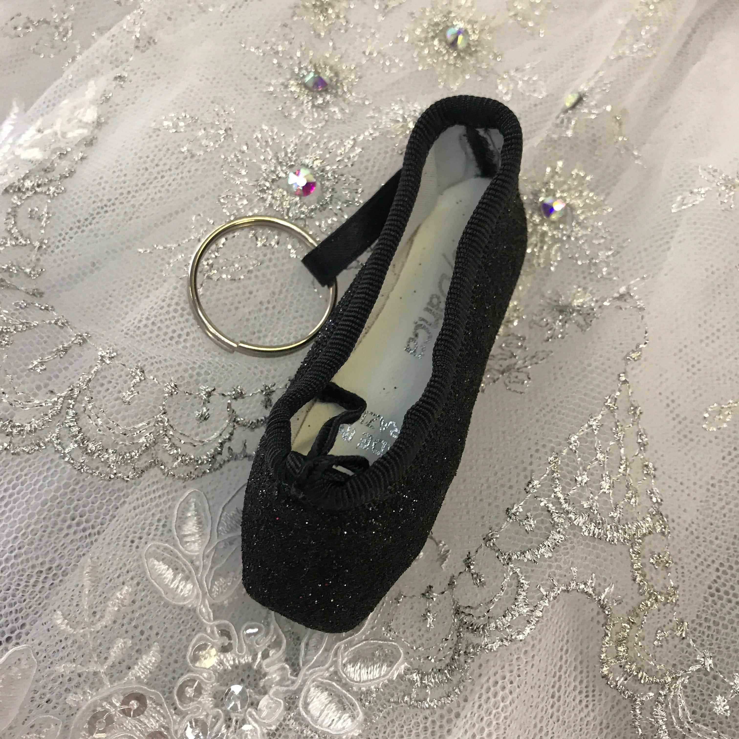 So Danca Glitter Pointe shoe key ring